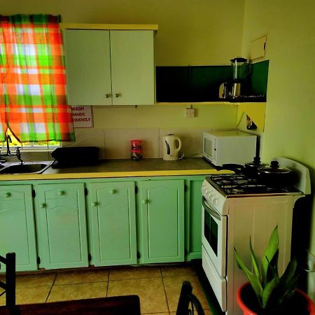Juju'S Cottage With Magnificent Views Laborie Bagian luar foto