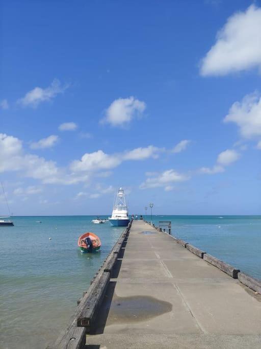 Juju'S Cottage With Magnificent Views Laborie Bagian luar foto